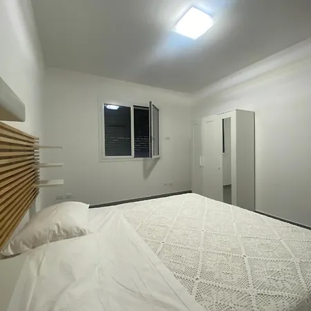 Rarihouse * Augusta