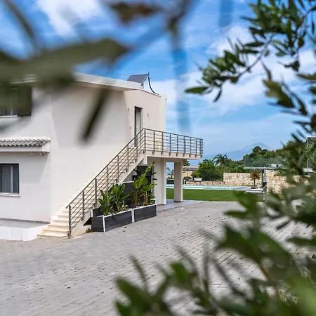 Feriehus Rarihouse *